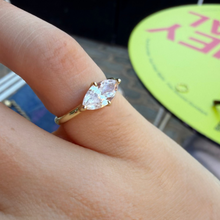 Load image into Gallery viewer, Marquise Pinky Ring
