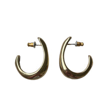 Load image into Gallery viewer, June Hoop Earrings
