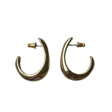 Load image into Gallery viewer, June Hoop Earrings
