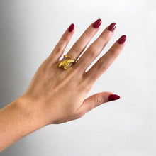 Load image into Gallery viewer, Heart Huggie Drop Ring

